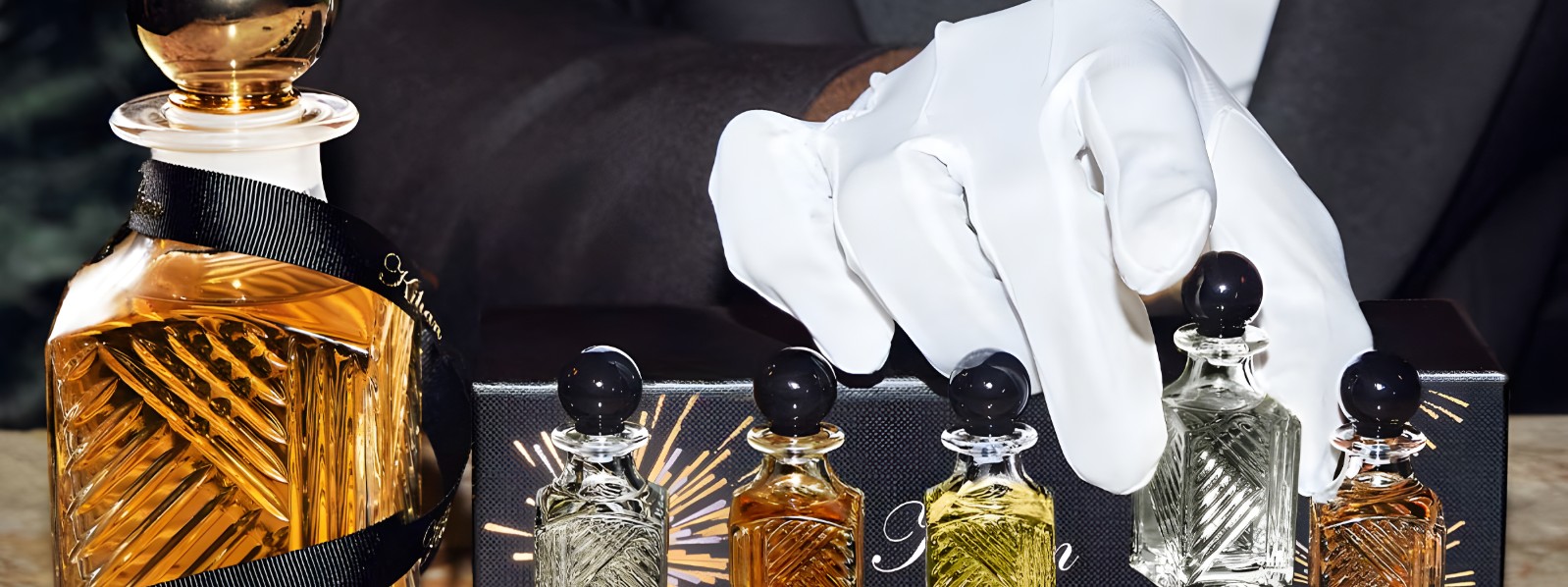 Des parfums de différentes concentrations sont placés dans des flacons différents